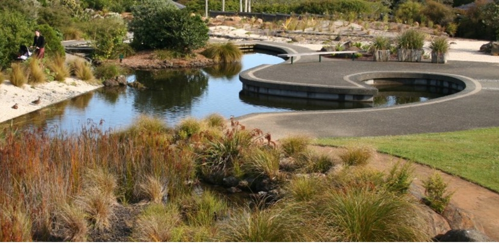 Auckland Botanical Gardens threatened native plants garden 